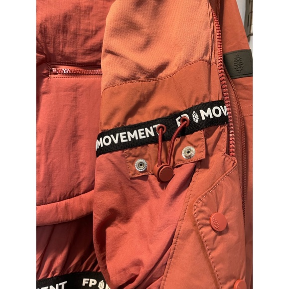 Free People Movement Shred It 5-in-1
One Jacket Size XS - Picture 4 of 5
